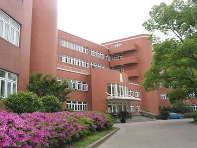 上海市新虹橋中學(xué)國際部怎么樣