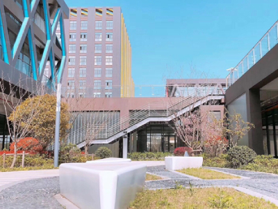 上海艾伯納國際學校高中部招生簡章